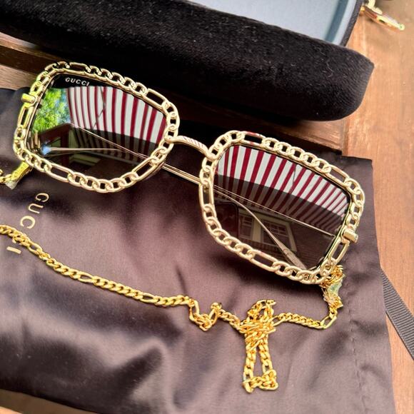 Gucci Gold Sunglasses with Chain main image 6
